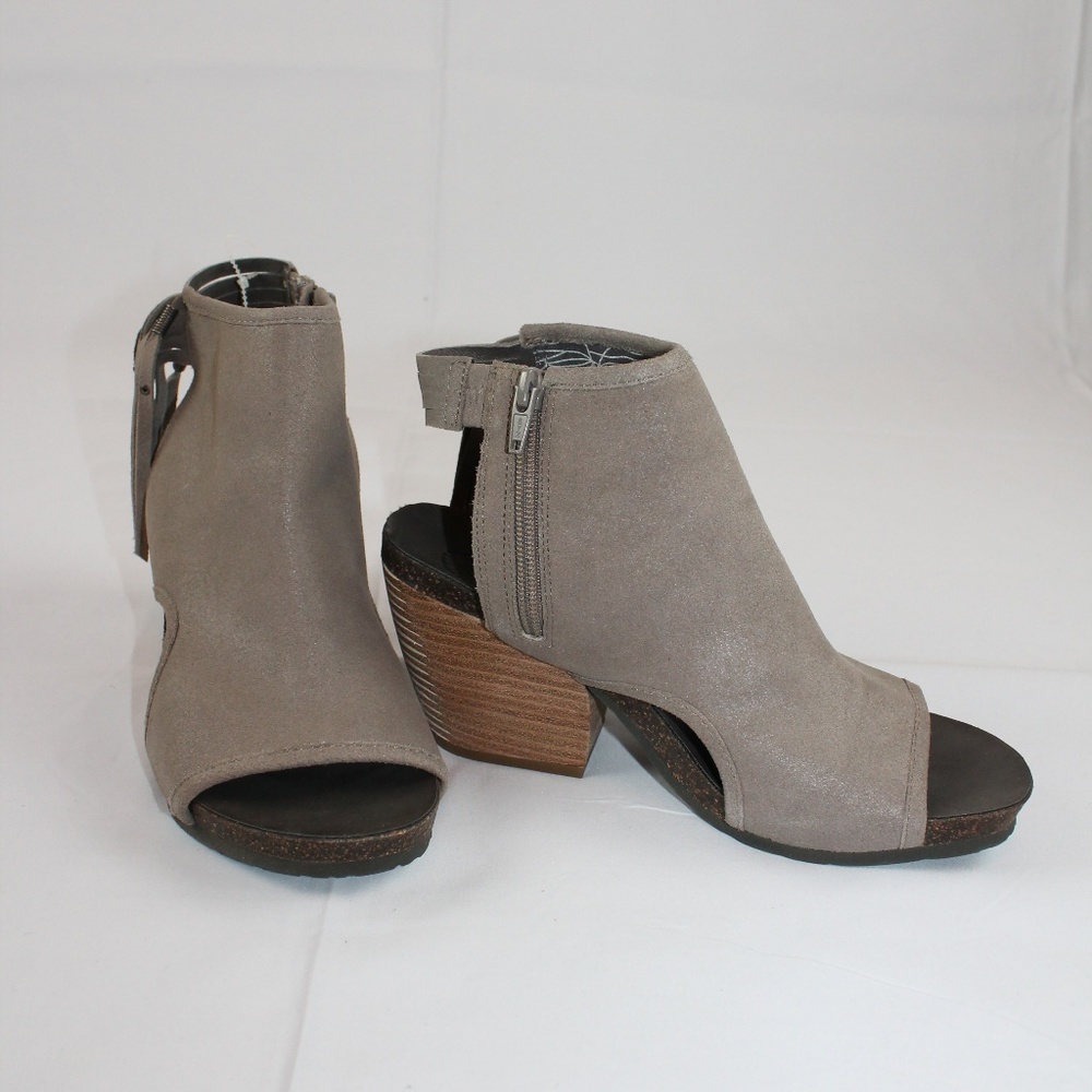 OTBT Heeled Sandal Booties Open Toe Open Heel NEW - Picture 4 of 7